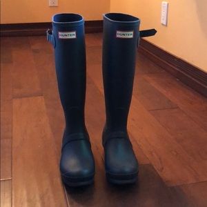 Hunter Rain Boots - Women’s Original Tall   US 6